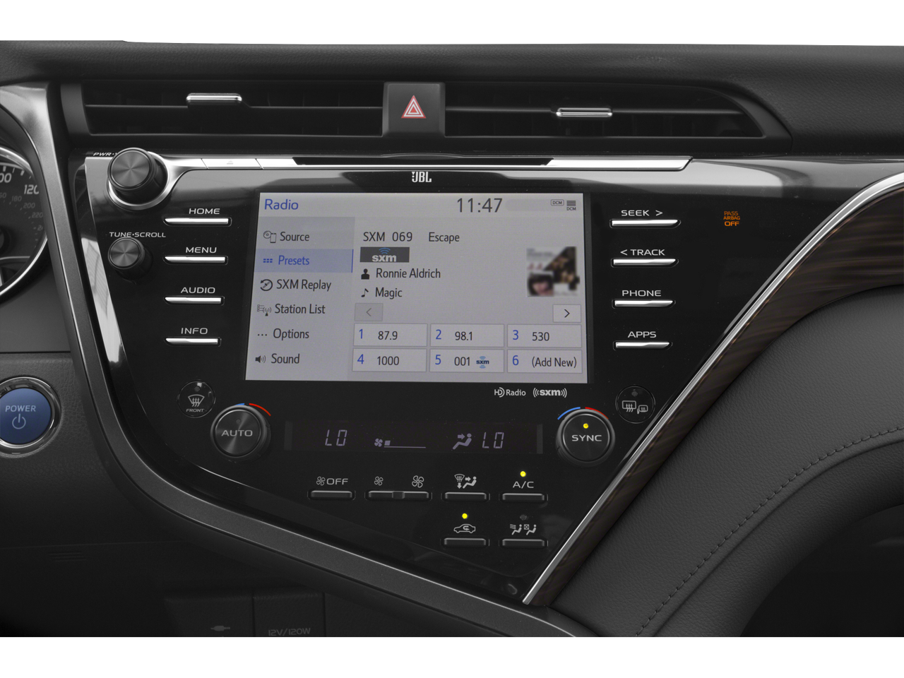 2020 Toyota Camry XLE Hybrid