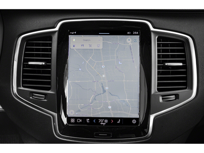 2023 Volvo XC90 B5 Plus