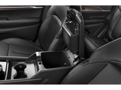2027 Jeep Grand Cherokee Laredo