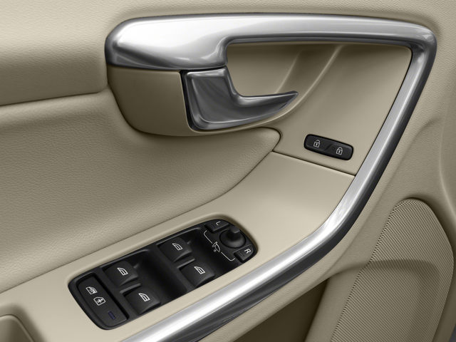 2016 Volvo V60 T5