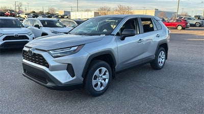 2025 Toyota RAV4 LE