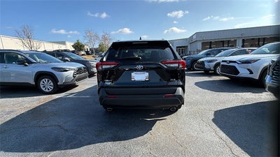 2025 Toyota RAV4 XLE