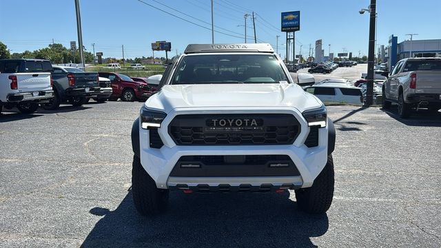 2026 Toyota Tacoma i-FORCE MAX Tacoma Trailhunter