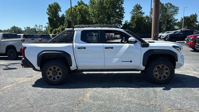 2026 Toyota Tacoma i-FORCE MAX Tacoma Trailhunter