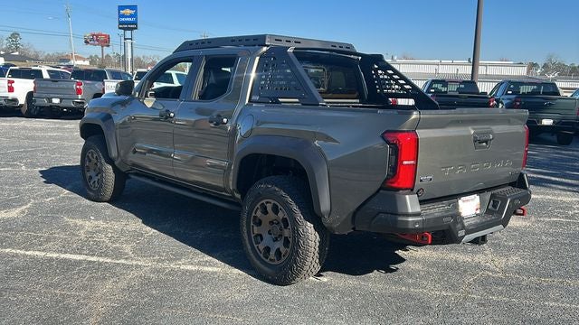 2026 Toyota Tacoma i-FORCE MAX Tacoma Trailhunter