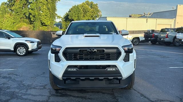 2026 Toyota Tacoma i-FORCE MAX Tacoma TRD Sport