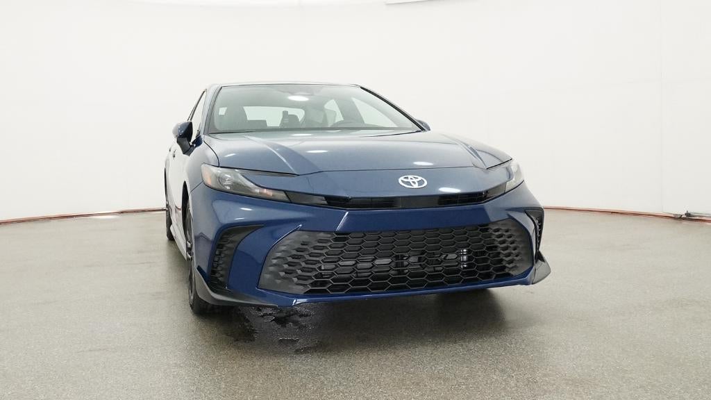 2026 Toyota Camry SE AWD