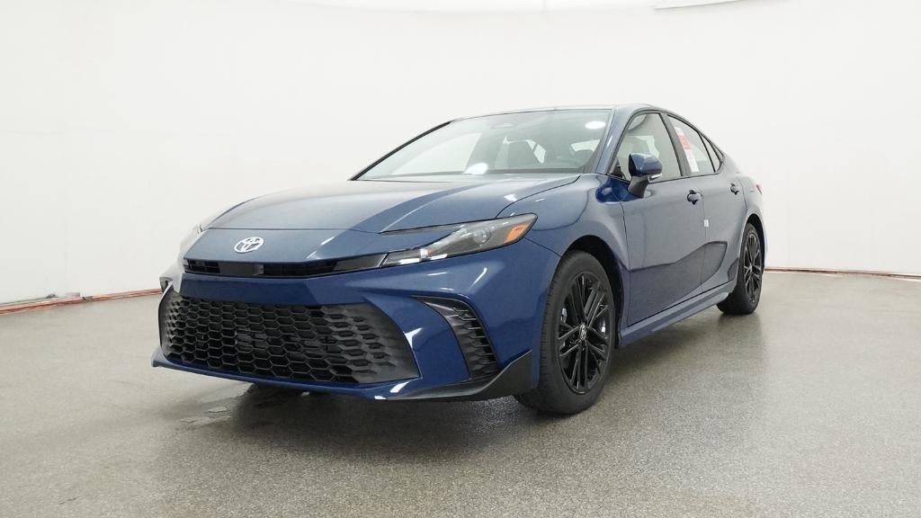 2026 Toyota Camry SE AWD