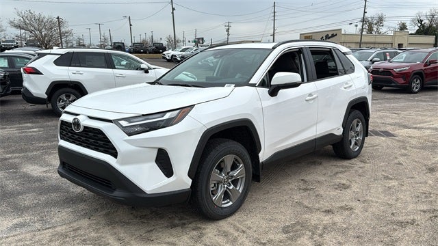 2025 Toyota RAV4 Hybrid XLE