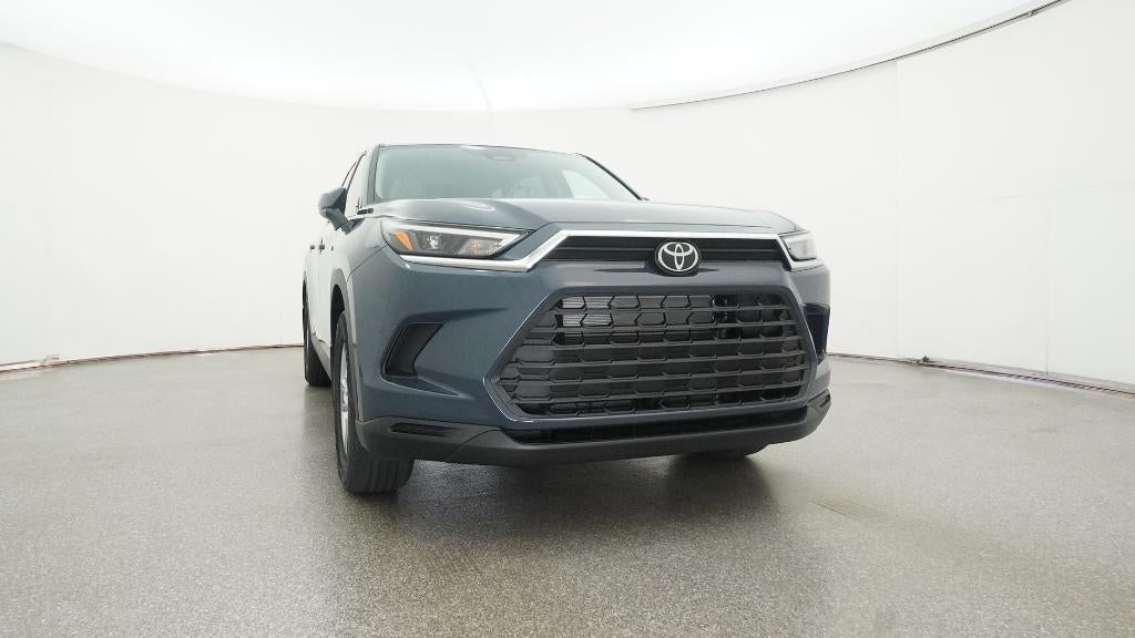 2026 Toyota Grand Highlander Hybrid LE