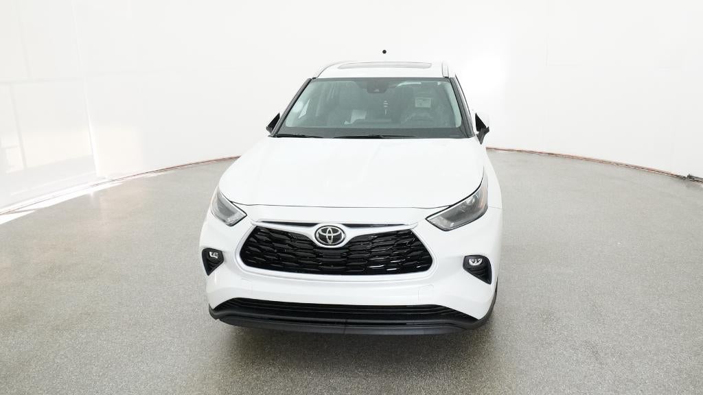 2026 Toyota Highlander Hybrid XLE