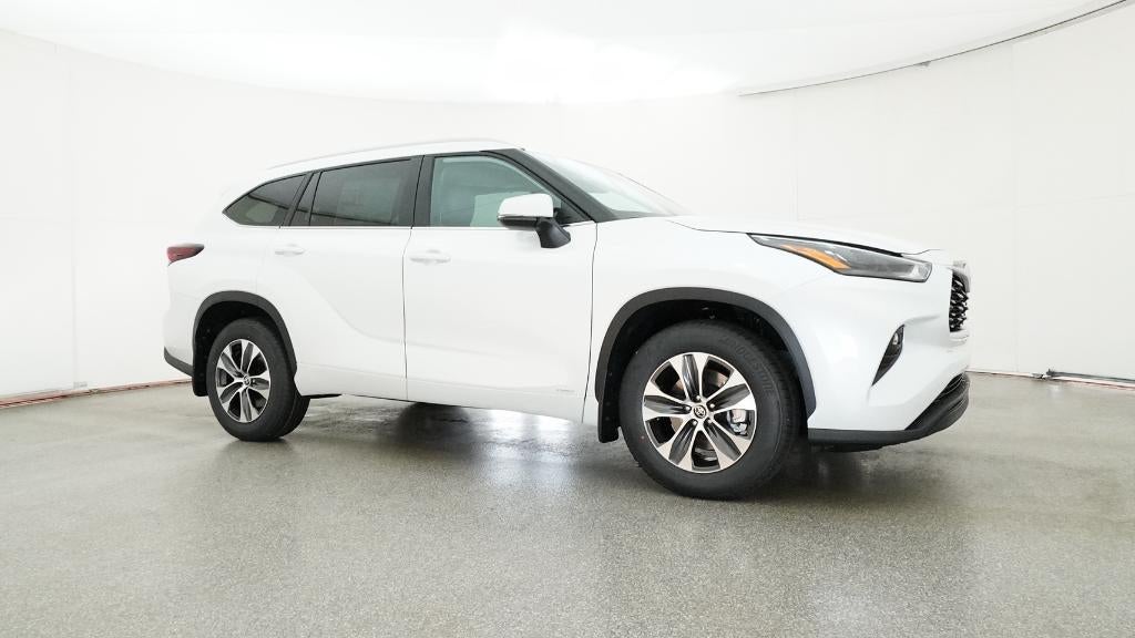 2026 Toyota Highlander Hybrid XLE