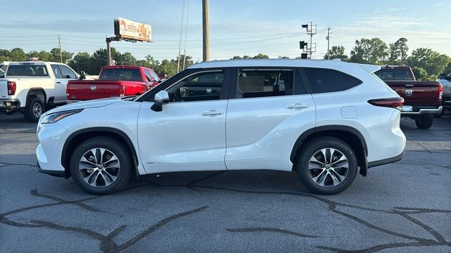 2026 Toyota Highlander Hybrid XLE