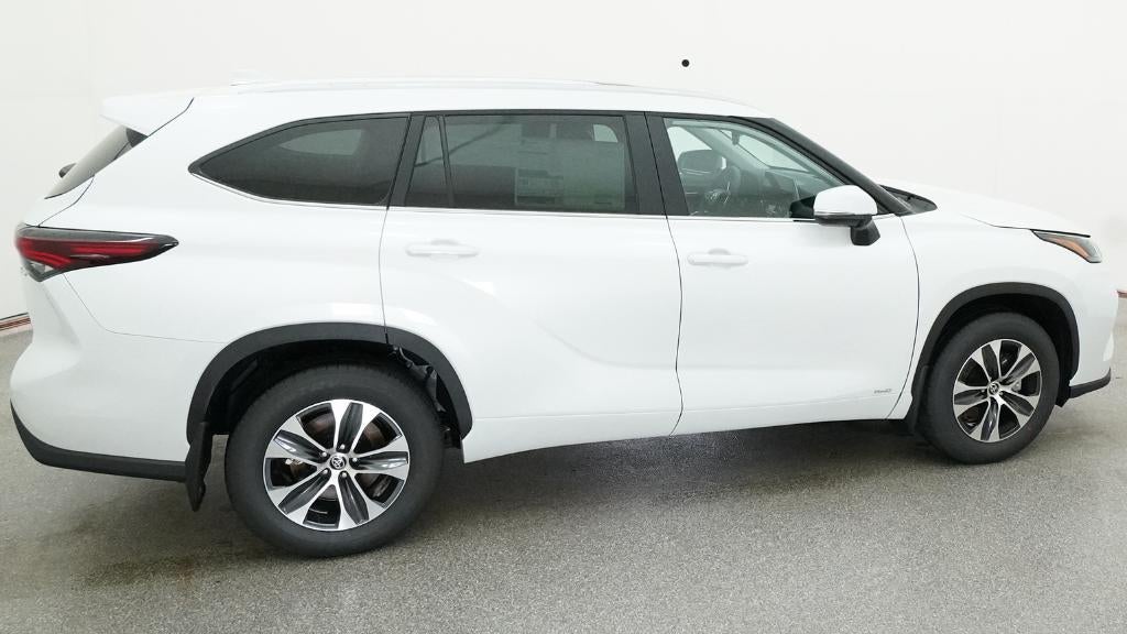 2026 Toyota Highlander Hybrid XLE