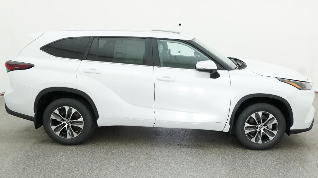 2026 Toyota Highlander Hybrid XLE