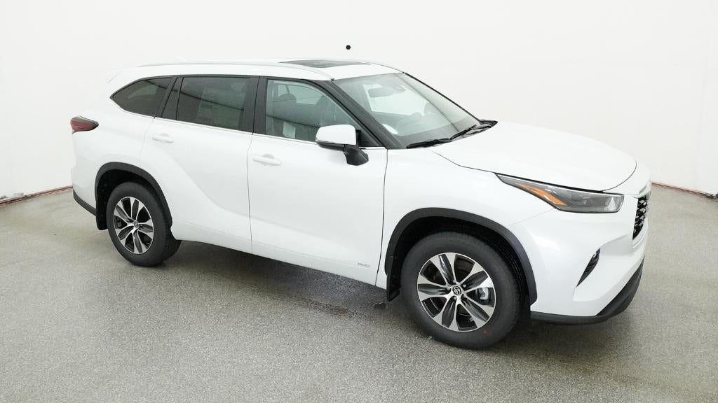 2026 Toyota Highlander Hybrid XLE