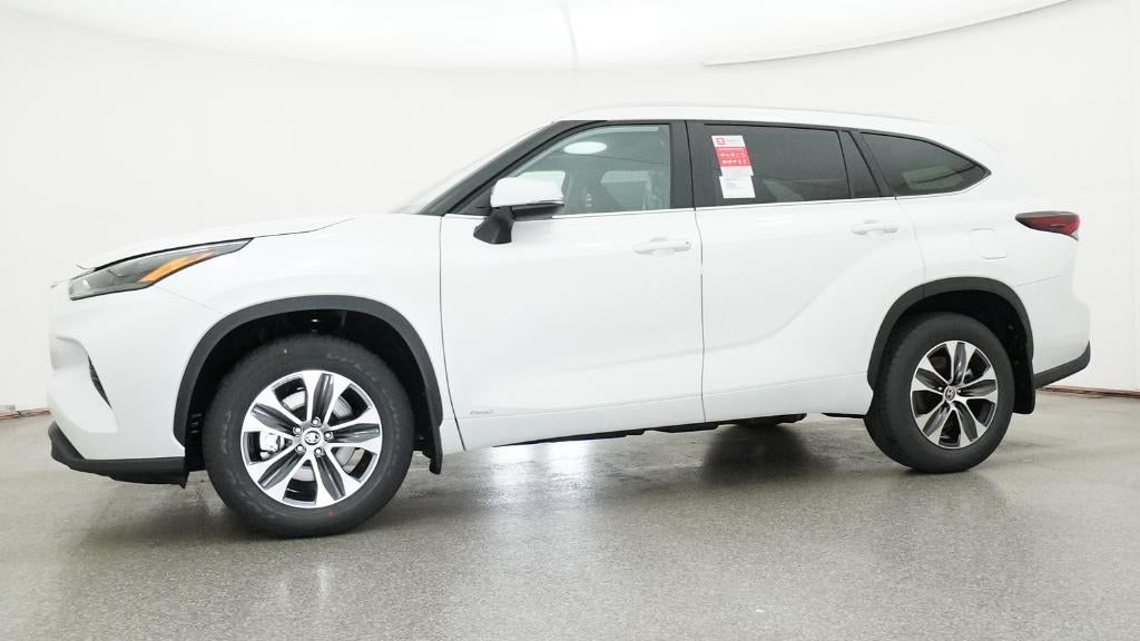 2026 Toyota Highlander Hybrid XLE