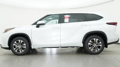 2026 Toyota Highlander Hybrid XLE