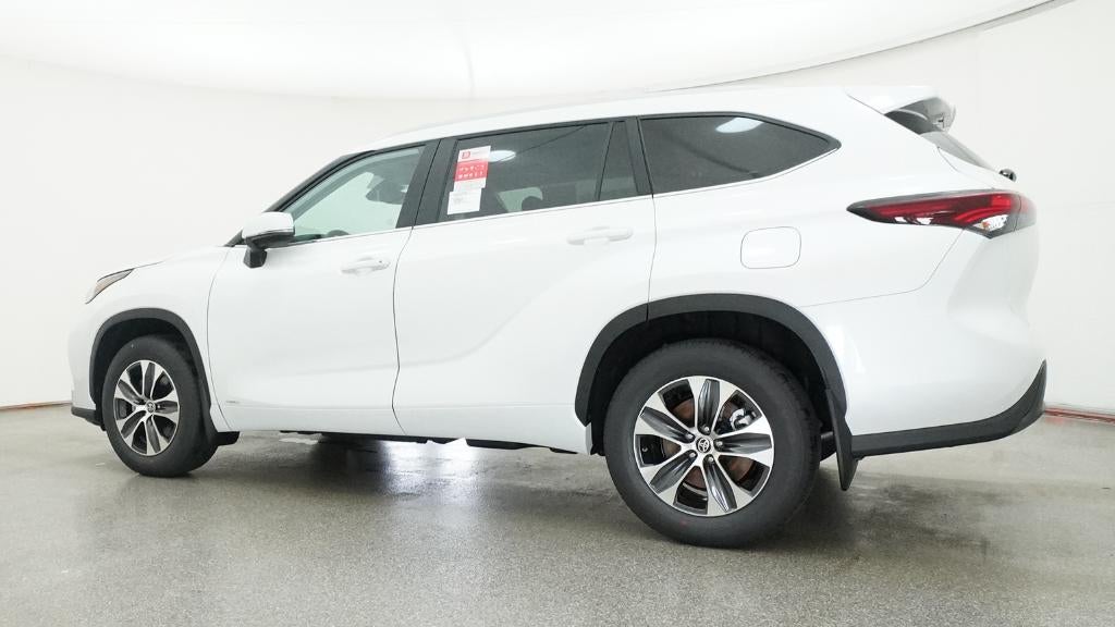 2026 Toyota Highlander Hybrid XLE