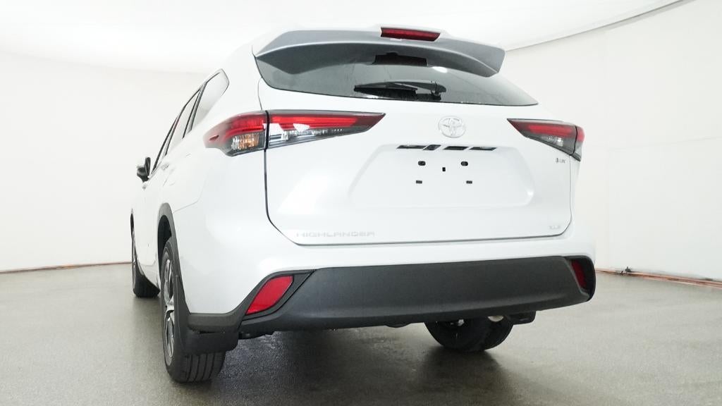 2026 Toyota Highlander Hybrid XLE