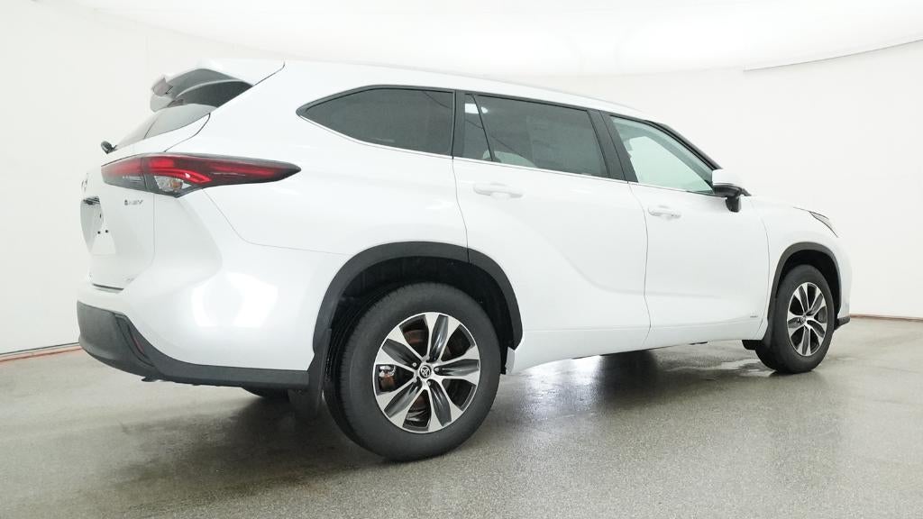 2026 Toyota Highlander Hybrid XLE