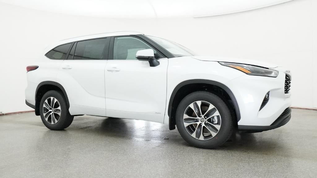 2026 Toyota Highlander Hybrid XLE