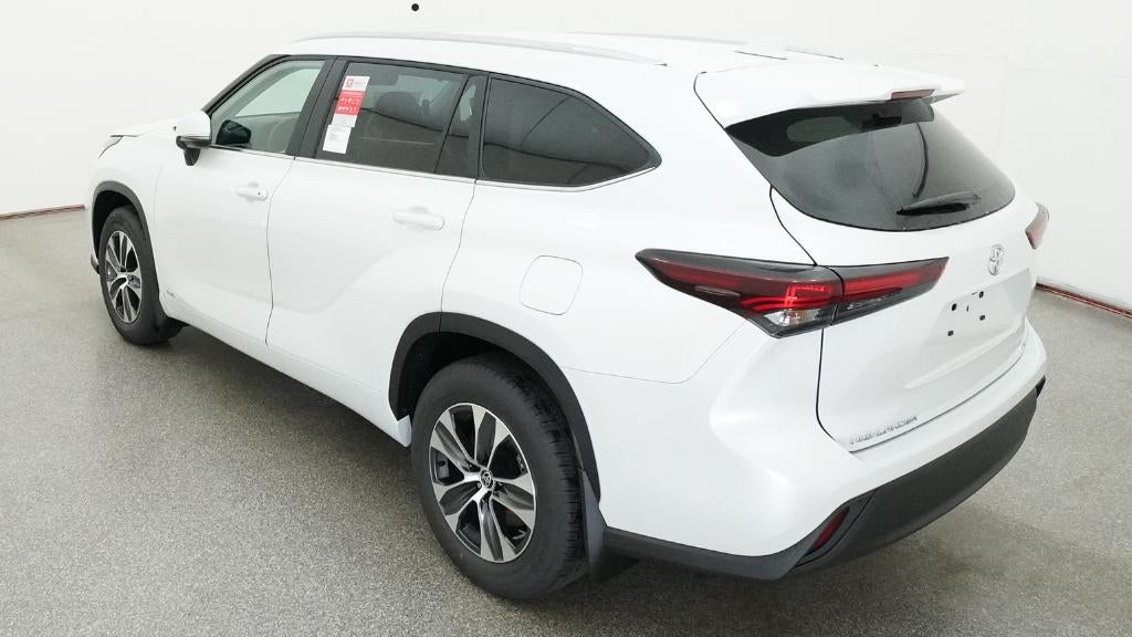 2026 Toyota Highlander Hybrid XLE
