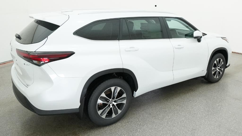 2026 Toyota Highlander Hybrid XLE