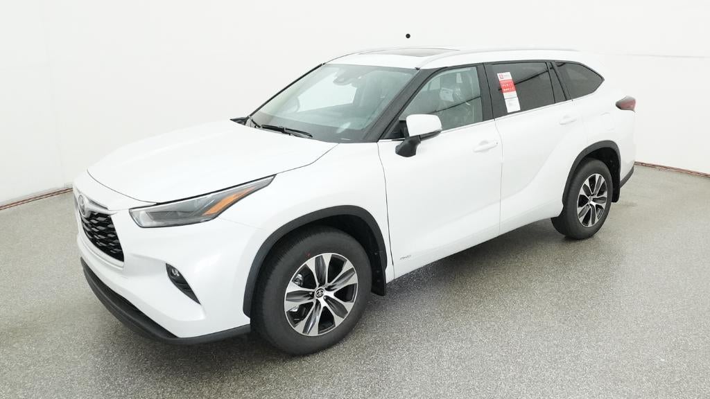 2026 Toyota Highlander Hybrid XLE