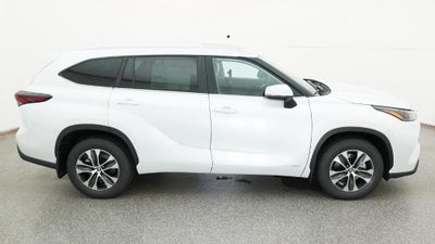 2026 Toyota Highlander Hybrid XLE