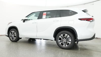2026 Toyota Highlander Hybrid XLE