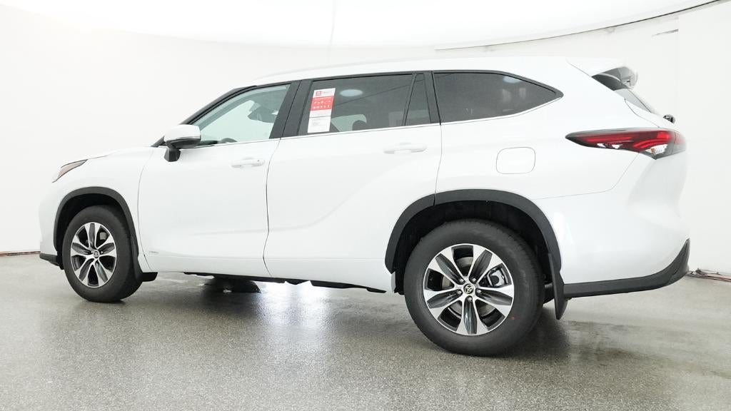 2026 Toyota Highlander Hybrid XLE