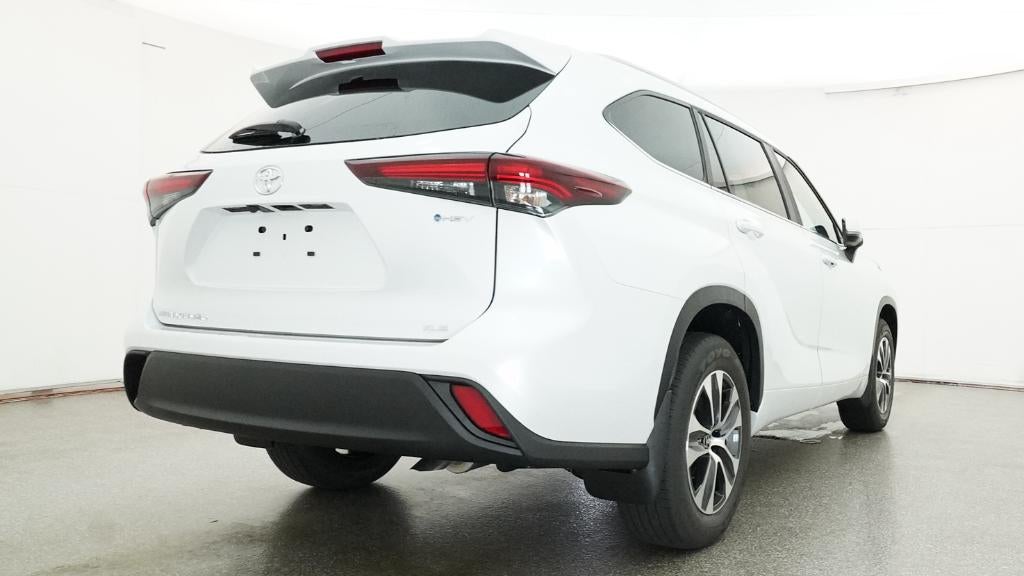 2026 Toyota Highlander Hybrid XLE