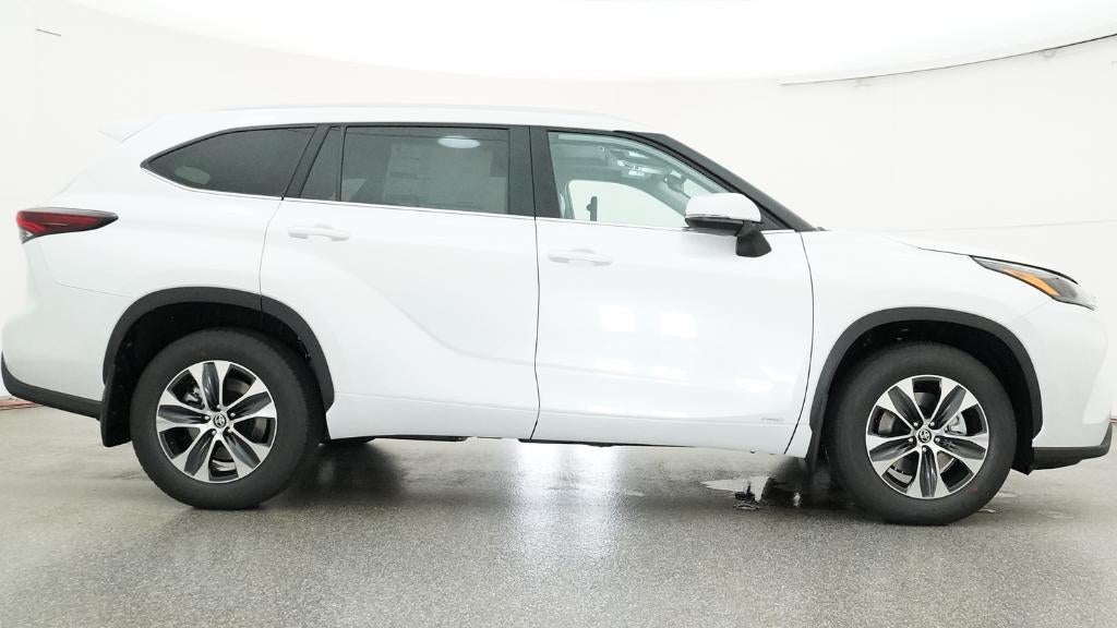 2026 Toyota Highlander Hybrid XLE