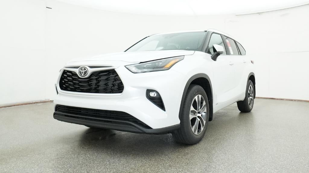 2026 Toyota Highlander Hybrid XLE
