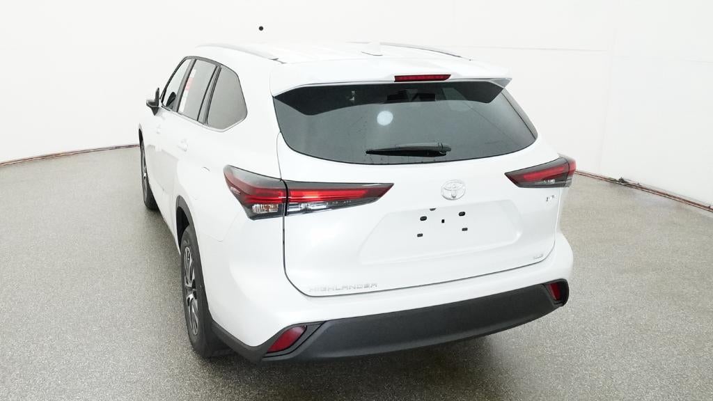 2026 Toyota Highlander Hybrid XLE