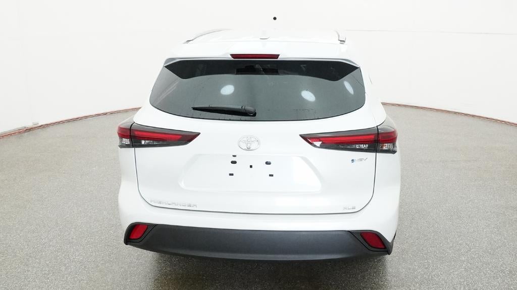 2026 Toyota Highlander Hybrid XLE