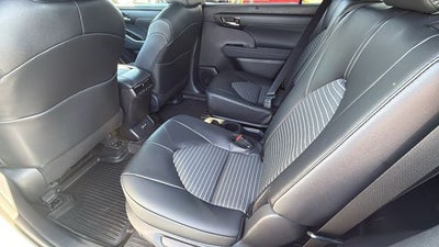 2026 Toyota Highlander XSE
