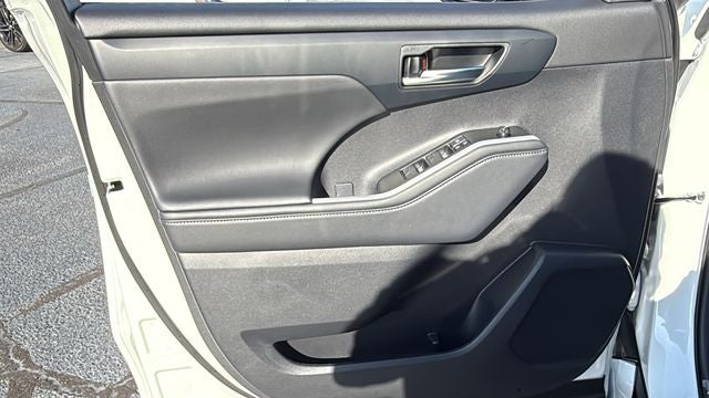 2026 Toyota Highlander XSE