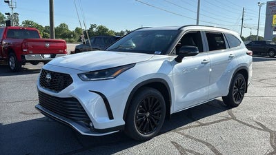 2026 Toyota Highlander XSE
