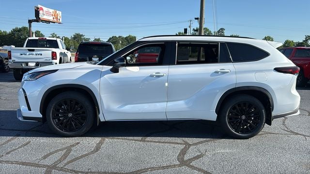 2026 Toyota Highlander XSE