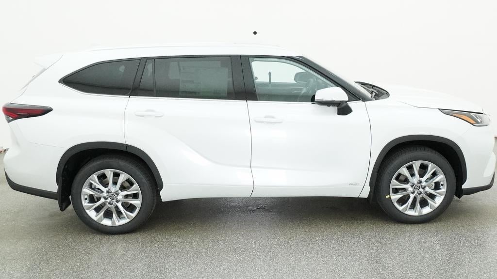 2026 Toyota Highlander Hybrid Limited