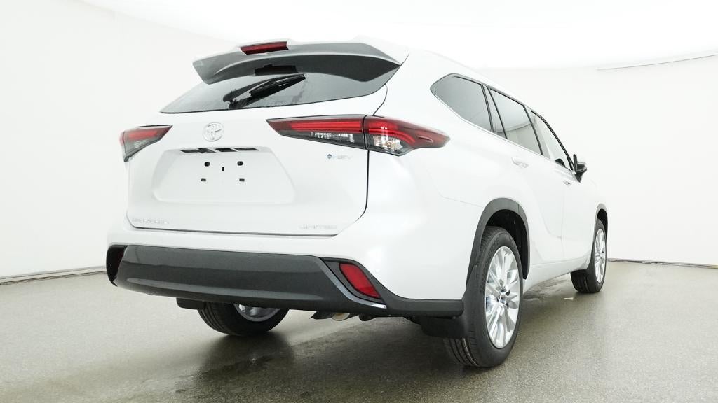2026 Toyota Highlander Hybrid Limited