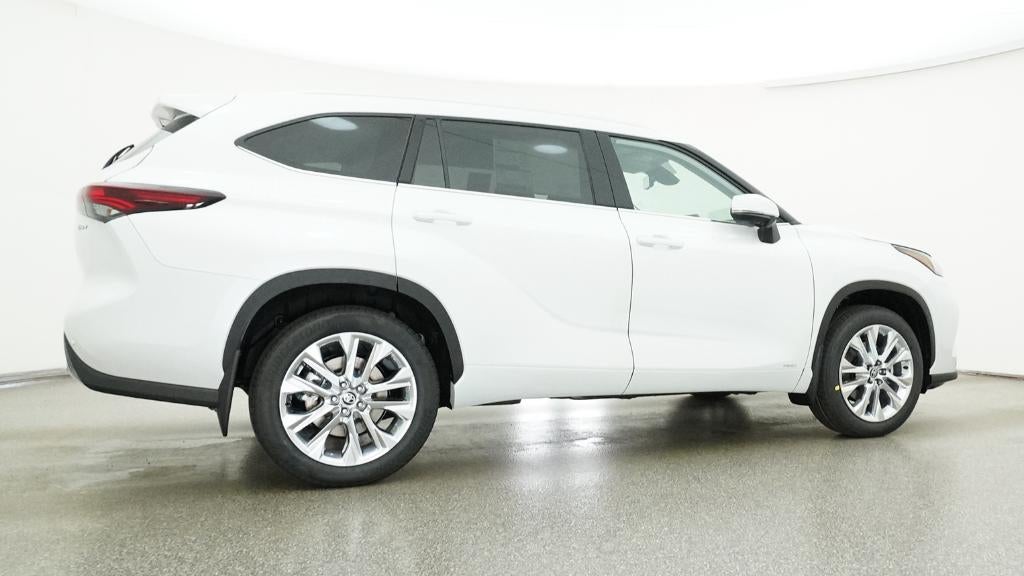 2026 Toyota Highlander Hybrid Limited