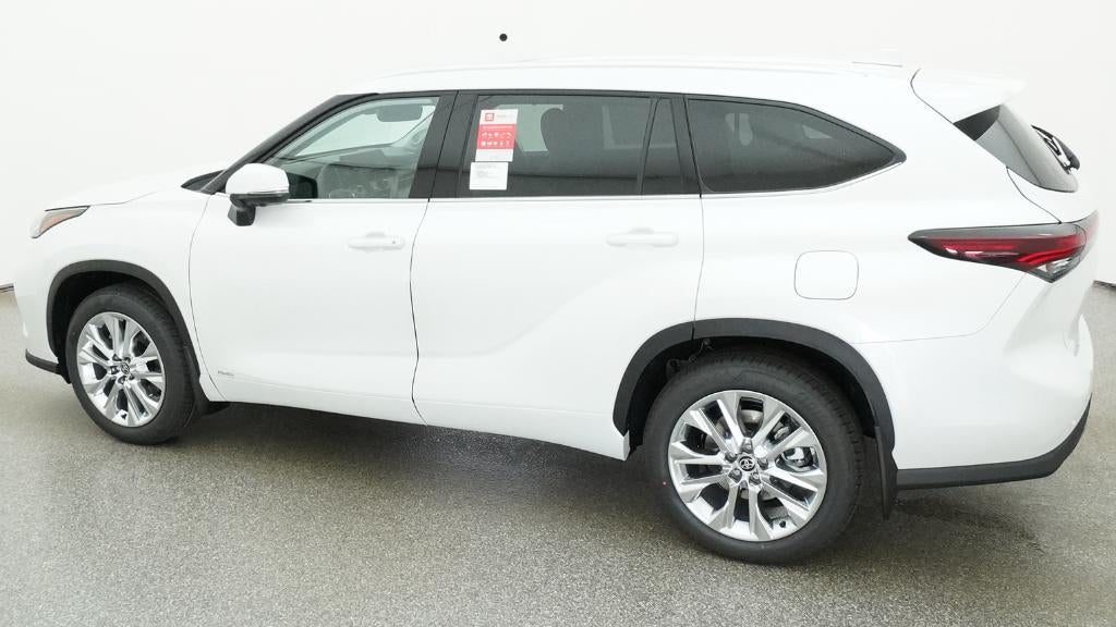 2026 Toyota Highlander Hybrid Limited