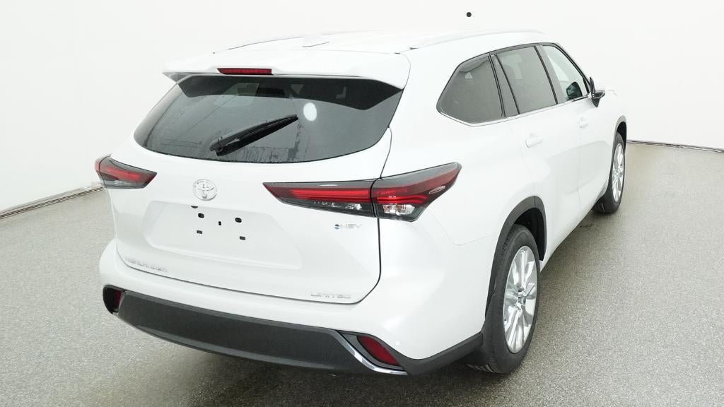 2026 Toyota Highlander Hybrid Limited