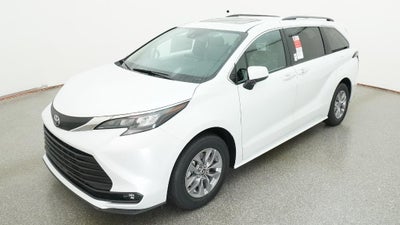 2026 Toyota Sienna XLE