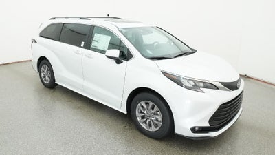 2026 Toyota Sienna XLE