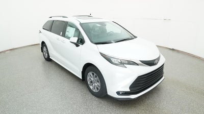 2026 Toyota Sienna XLE
