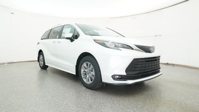 2026 Toyota Sienna XLE